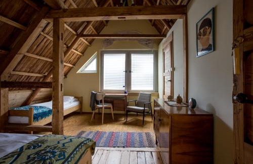 Bialowieza House | MorzeLas niebieski domek