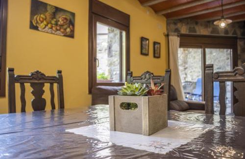 Les Iglesies Apartment | Mossen Batista Faig