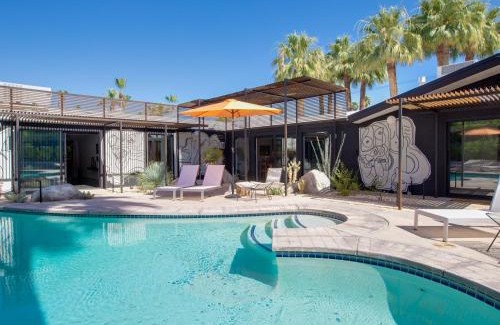 Old Las Palmas Villa | Mostero House by ACME House Company