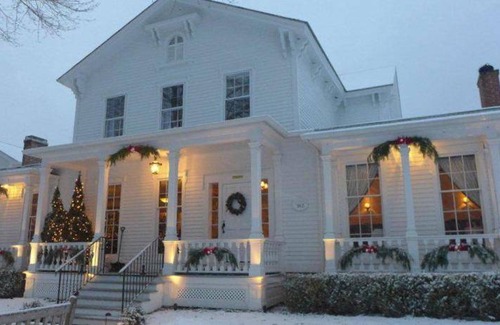Old Lyme House | Motel ∙ 2 guests