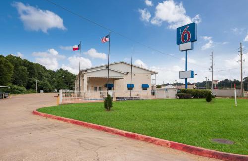 Atlanta Hotel | Motel 6-Atlanta, TX
