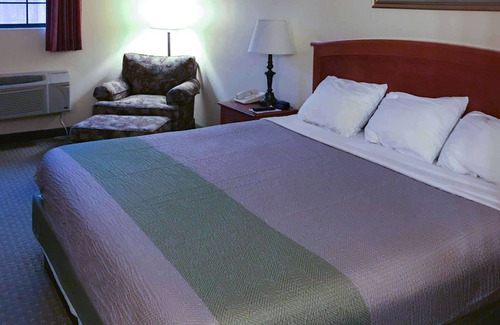 Lime Ridge Hotel | Motel 6 Bloomsburg, PA