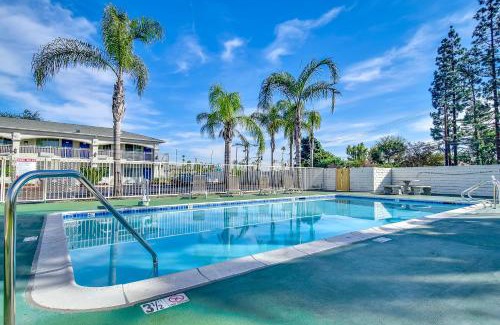 Garden Grove Hotel | Motel 6 Garden Grove
