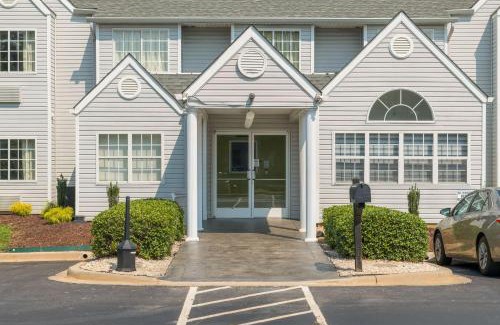 Gastonia Hotel | Motel 6-Gastonia Charlotte I-85
