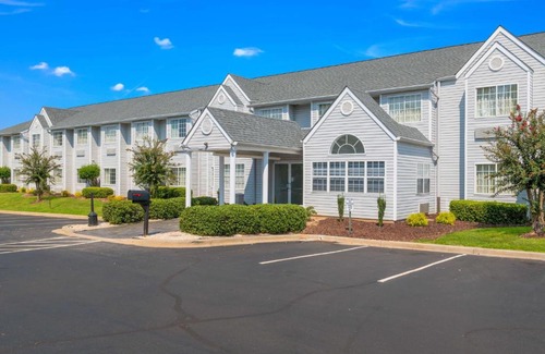 Gastonia Hotel | Motel 6-Gastonia Charlotte I-85