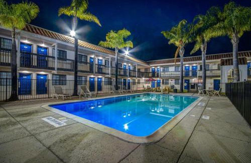 Lompoc Hotel | Motel 6-Lompoc, CA