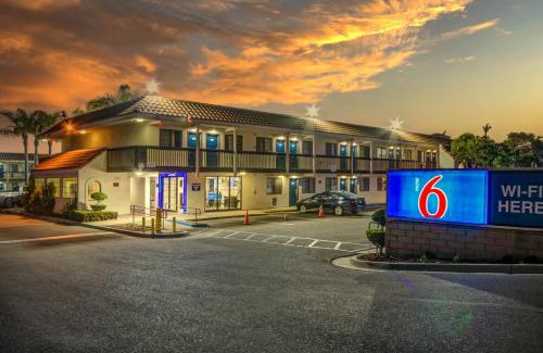 Lompoc Hotel | Motel 6-Lompoc, CA
