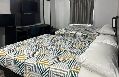 Millard Hotel | Motel 6-Omaha, NE