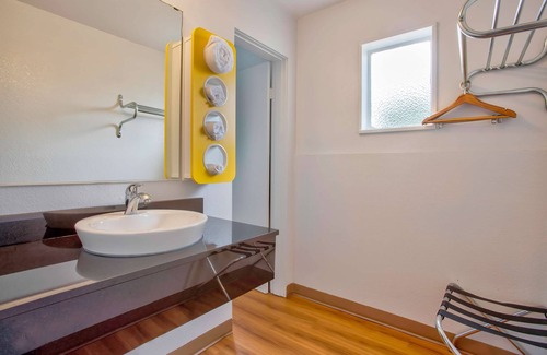 Salem Hotel | Motel 6 Salem, OR - Expo Center