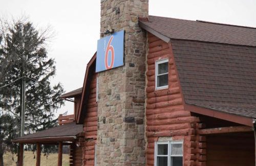 Bernville Hotel | Motel 6-Shartlesville, PA