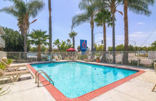 Simi Valley Hotel | Motel 6-Simi Valley, CA