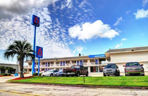 Slidell Hotel | Motel 6-Slidell, LA - New Orleans