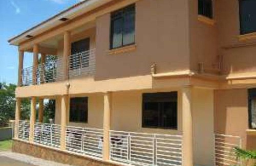 Munyonyo House | Motel ∙ 8 guests