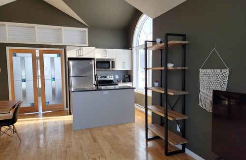 Pointe-au-Pere Hotel | Motel de la mer