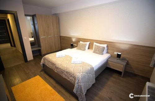 Mali Radic Hotel | Motel Kamenica