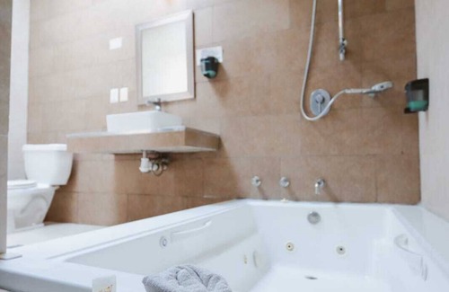Santa Cruz Xoxocotlan Hotel | Motel Las Maravillas