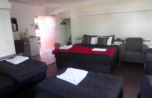 Kingaroy Hotel | Motel Oasis