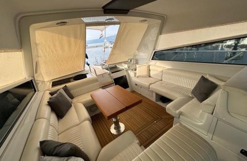 Trieste City Centre Boat Rental | Motor Yacht Raffaelli "Bonita"
