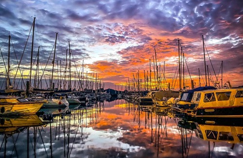 New Forest District Boat Rental | Motor Yacht Sea Wolf