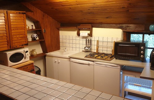 Saint-Cricq-Villeneuve House | Moulin de Saint Cricq, Unusual cottage by the river with swimming pool and sauna