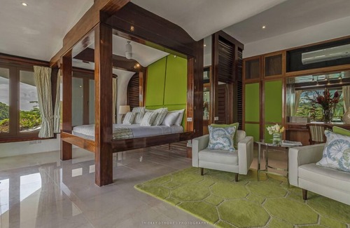 Lance aux Epines Resort | Mount Hartman Bay Estate Private Resort