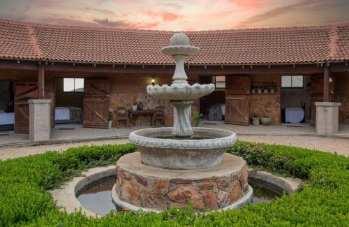 Lydenburg House | Mount High Luxury Stables