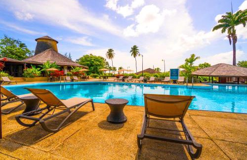 Black Rock Hotel | Mount Irvine Bay Resort