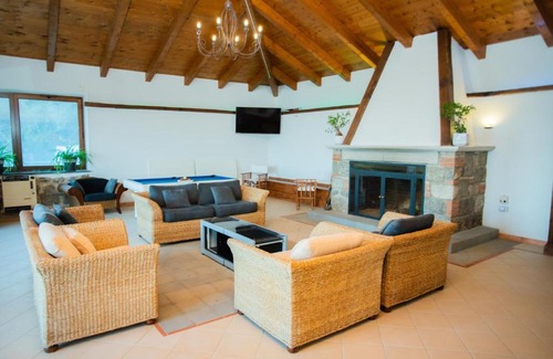 Vitulano House | Mount Paradise