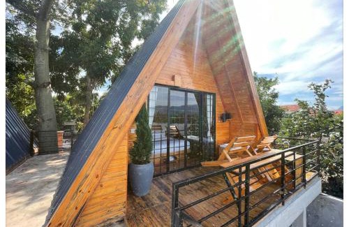 Kampot Cabin | Mount River Petite Boutique