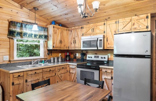 Hood Cabin | Mountain Escape Cottage