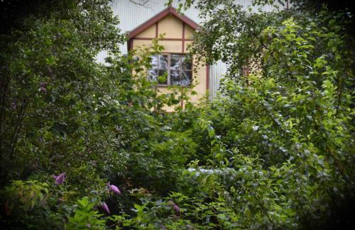 Mount Dandenong Bed & Breakfast | Mountain Lodge