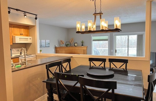 East Kootenay Condo | Mountain Paradise! Ski-in/ski-out, X-country skiing, hiking, mountain biking.