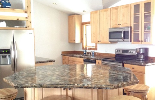 Dubois House | Mountain Top Paradise All Year Long (Pete)