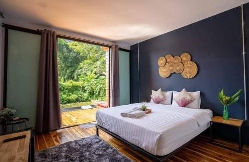 Doi Saket House | Mountain View ห้องพักริมน้ำ พร้อมสระว่ายน้ำ และพื้นที่ส่วนตัว