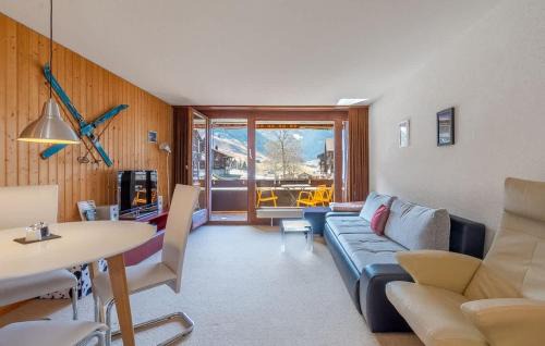 Oey Apartment | Mountain View Apartment In The Vacation Center