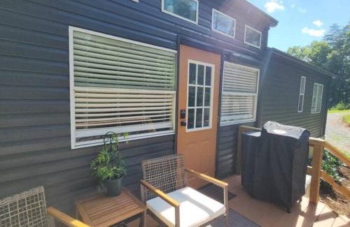 Old Fort Apartment | Mountain View Bungalow Near Breweries, Trails, Pool and Waterfalls