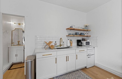 Northeast Colorado Springs Apartment | Mountain Views, Rainfall Shower, Studio Apartment