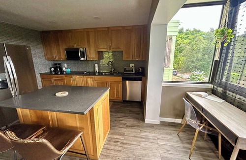 Estate Peters Farm Condo | Mountain Vista
