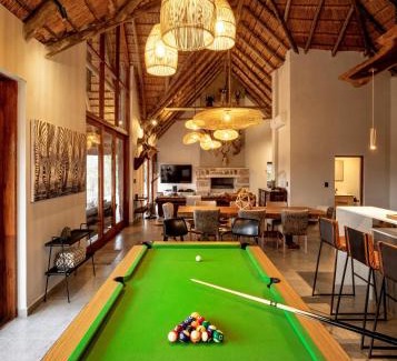 Sterkrivier Villa | Mountains Mark at Buffelshuis Safari Camp