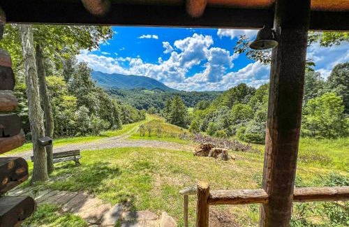 Lansing House | Mountaintop Meadows