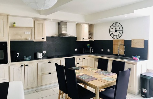 Saint-Medard House | Mouret House