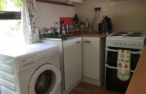 Newcastle Cottage | Mourne Heights, beautiful location near mountains, forest and sea
