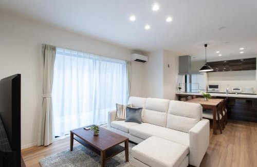 Ozu Apartment | Mova Villa Ozu