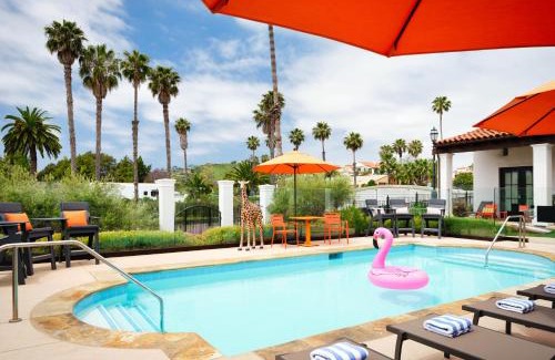 Lower State Hotel | Moxy Santa Barbara