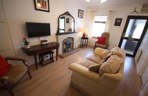 Foxford House | Moy Fishermans retreat Foxford