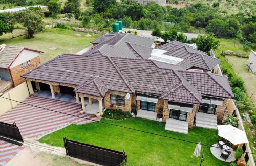 KwaMhlanga House | Mrhali Boutique Guest House