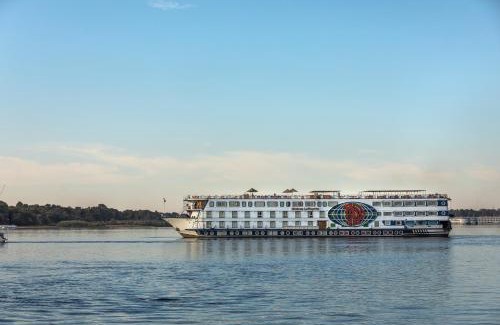Luxor Boat Rental | MS Chateau Lafayette Nile Cruise - 4 nights from Luxor each Monday and 3 nights from Aswan each Friday