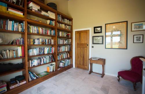 Ben Ohau Cabin | Mt Cook Lakeside Retreat
