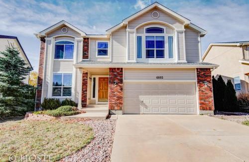 Northeast Colorado Springs House | Mtn View Retreat Hot Tub Home Cinema AFA Nearby