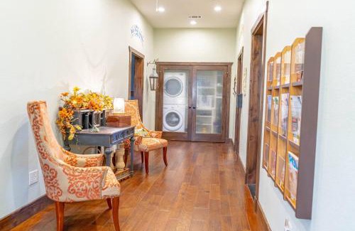 Muenster Bed & Breakfast | Muenster Escape Walk To Downtown W Balcony Views